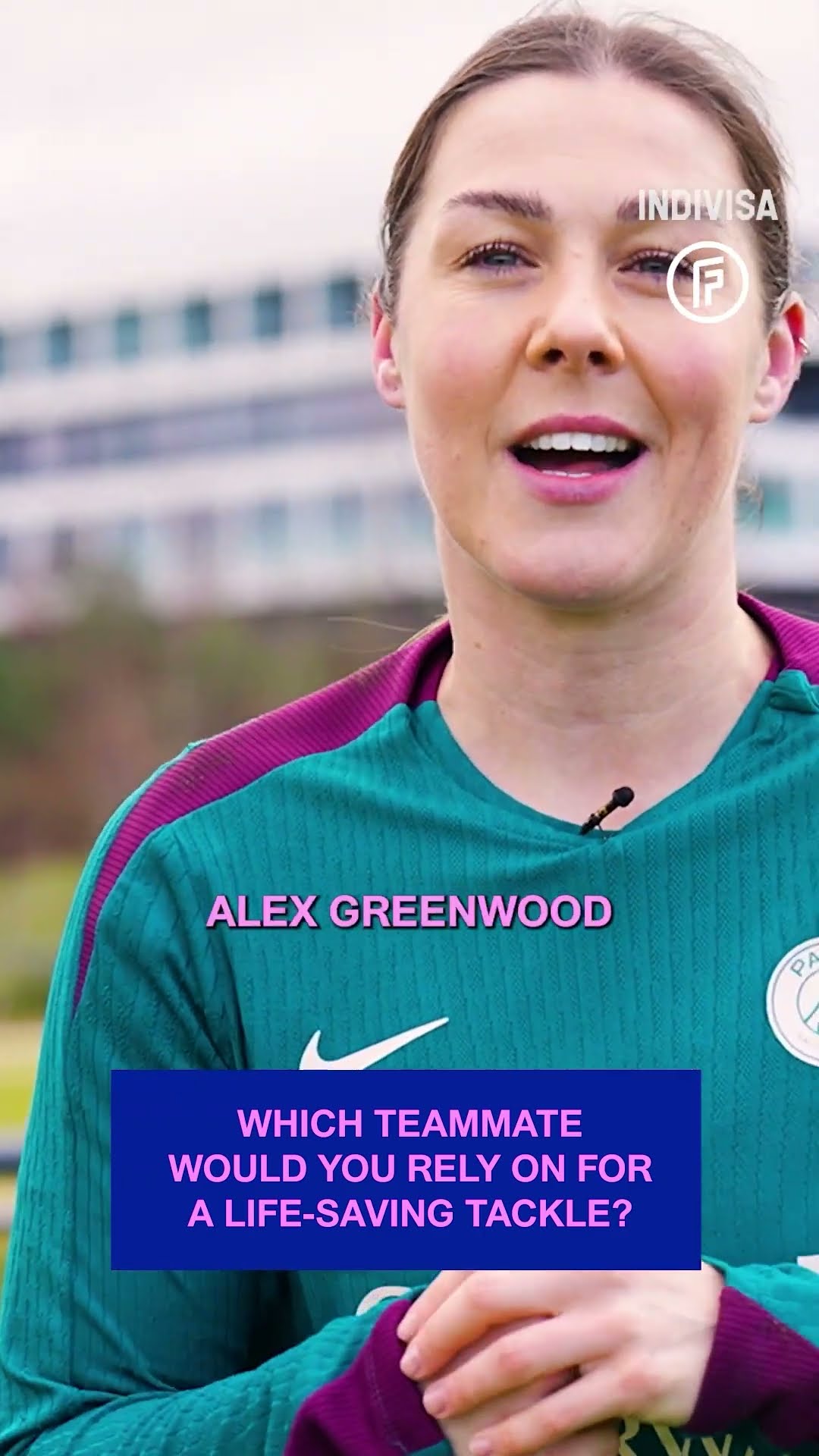 让人们对她 让人们对她